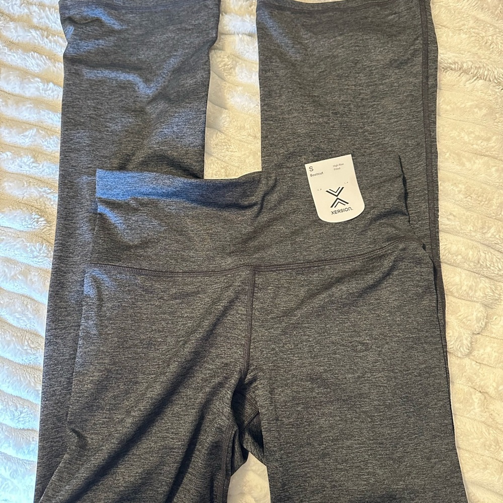 Xersion Womens Gray Flare Leggings